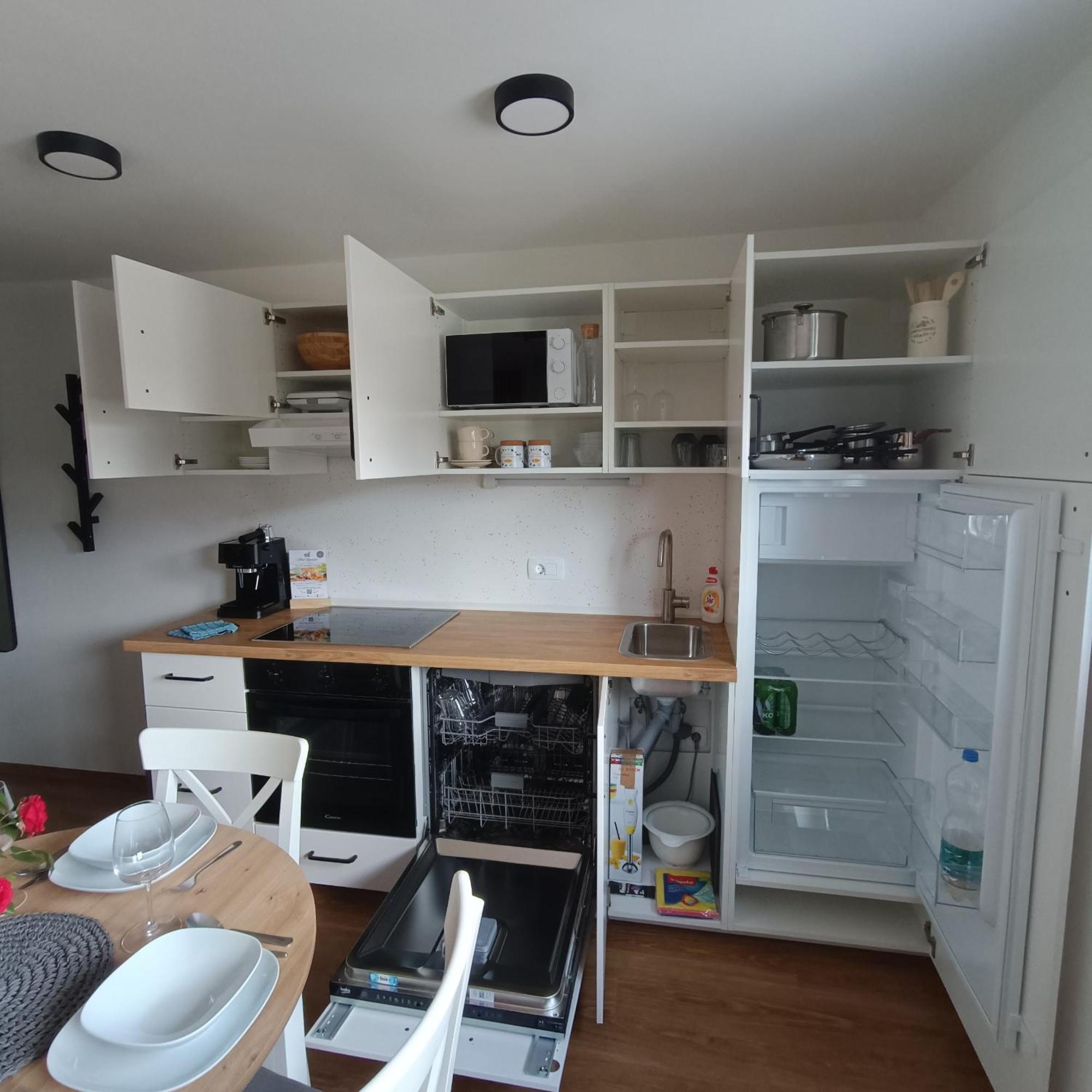 Apartma Z Lepo Teraso Za 3+1 Osebe Apartment