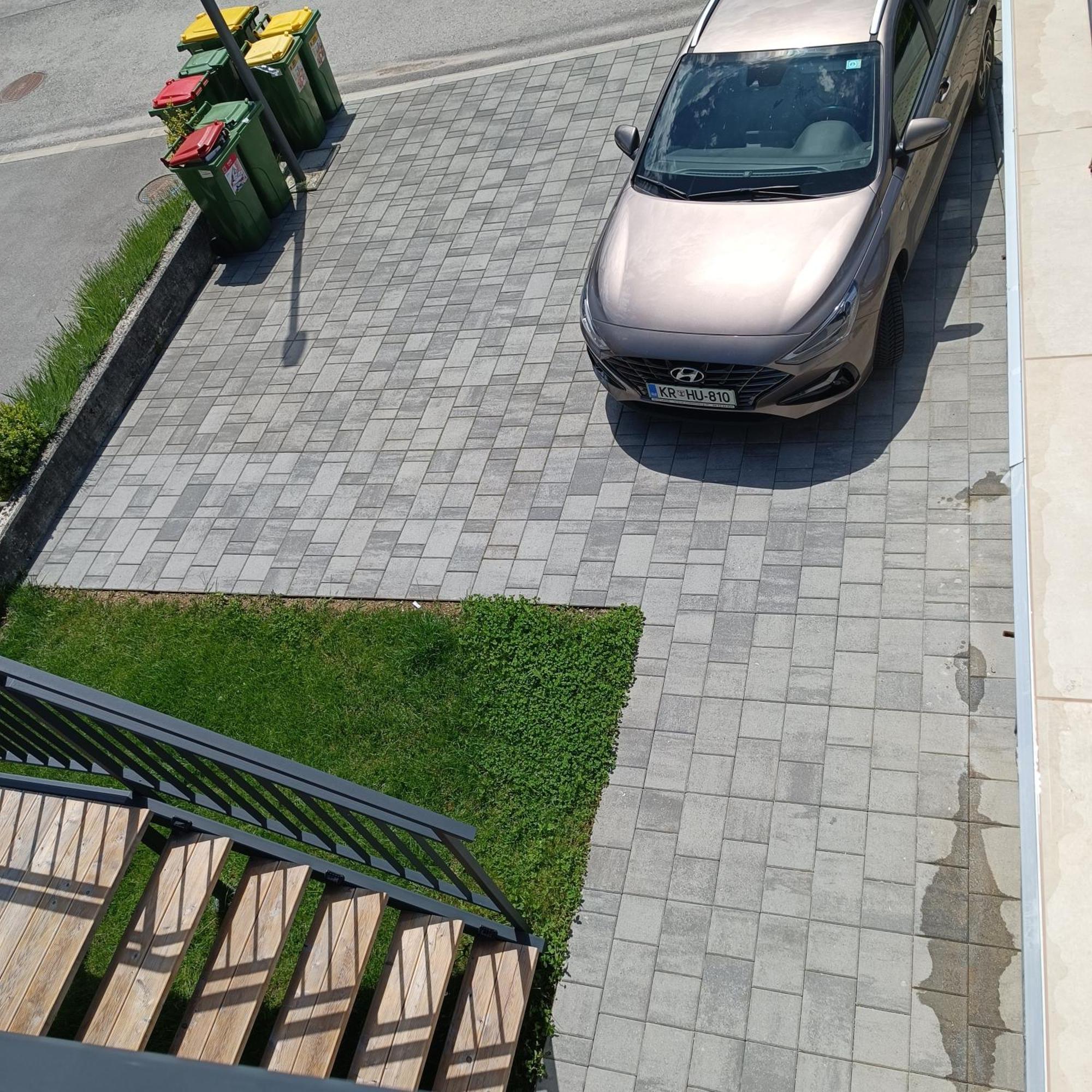 Apartma Z Lepo Teraso Za 3+1 Osebe *