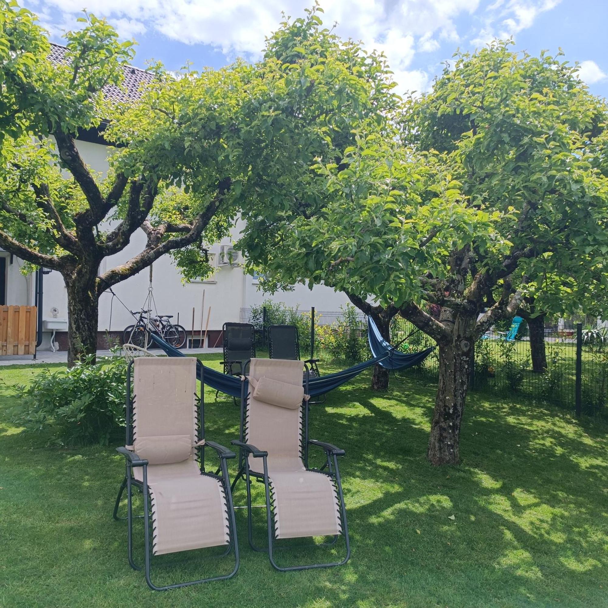 Apartma Z Lepo Teraso Za 3+1 Osebe Apartment Bled